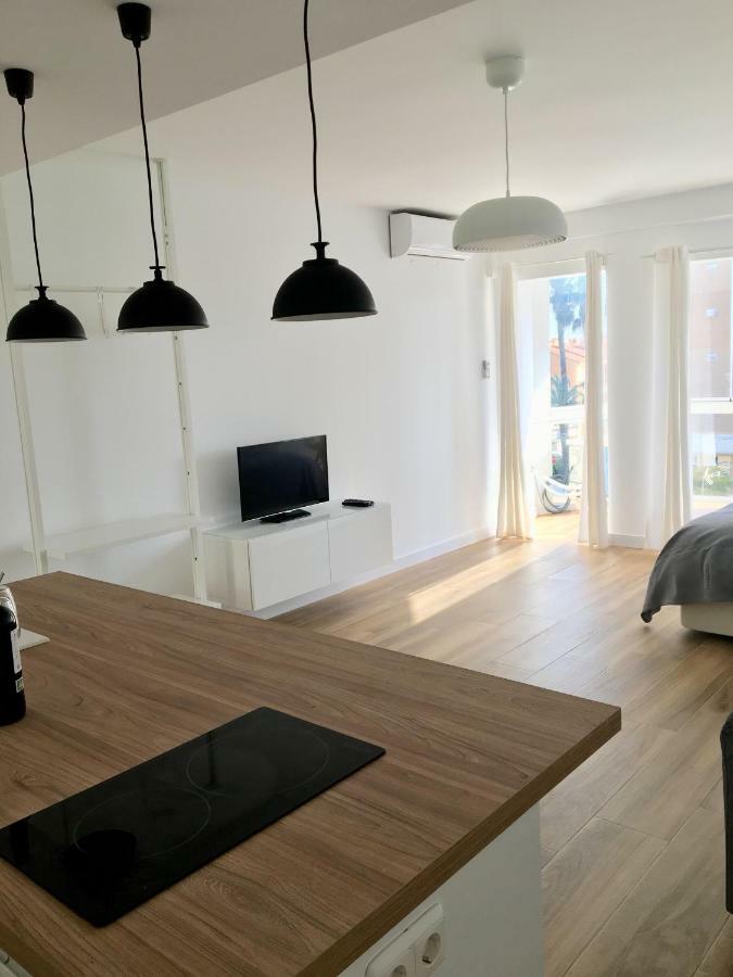 Holiday Studio By Meatina Torremolinos Dış mekan fotoğraf